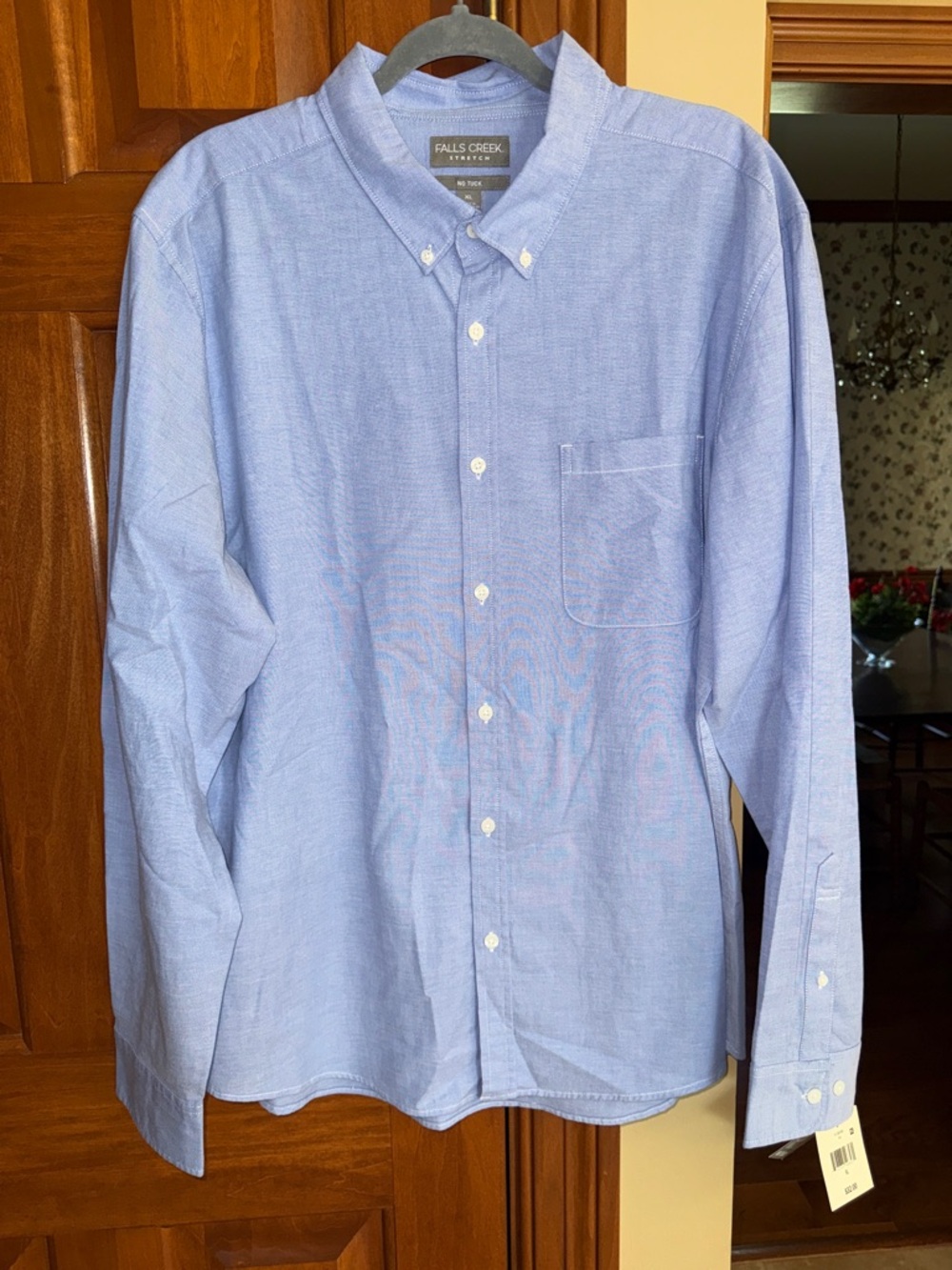 Falls Creek Men's Light Blue Button-Down Shirt with Pocket
